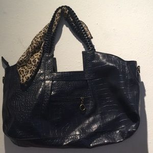 Navy handbag purse nwot